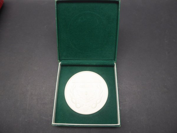 Meissen Medaille im Etui - Jagdgesellschaft der NVA - Für Besondere Leistungen