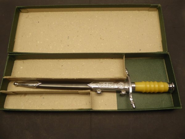 Officer's dagger of the land forces of the NVA in a box
