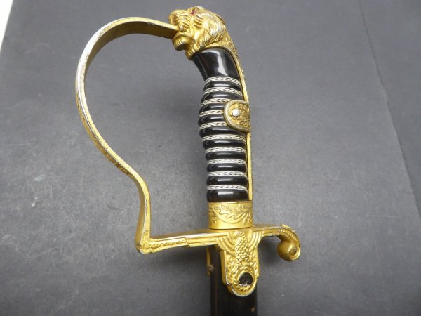 Lion's head saber from the manufacturer Carl Eickhorn Solingen