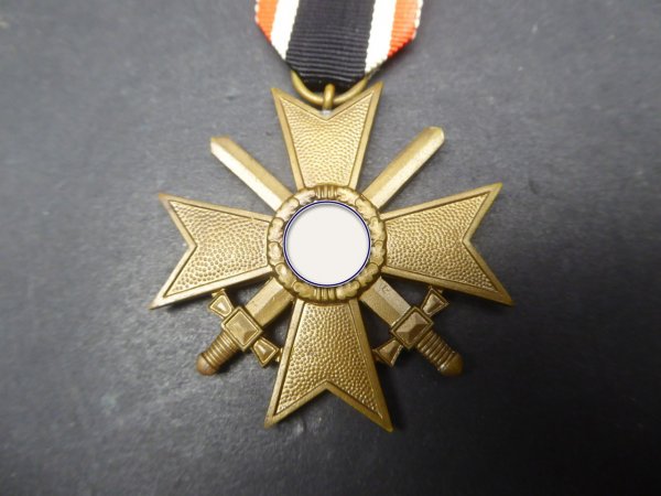 Orden - KVK Kriegsverdienstkreuz 2. Klasse am Band, Buntmetall