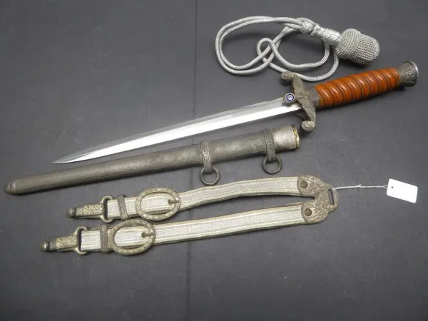 HOD Army officer's dagger with hanger + portepee - manufacturer Eickhorn Solingen