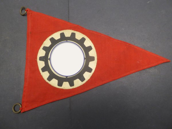 Pennant DAF German Workers' Front with mirror sewn on both sides