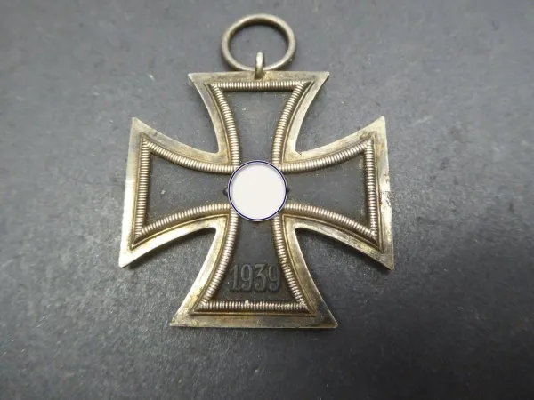 EK2 Iron Cross 2nd Class 1939 - unmarked 24 for the Association of Hanau Plaque Manufacturers, Hanau a. Main