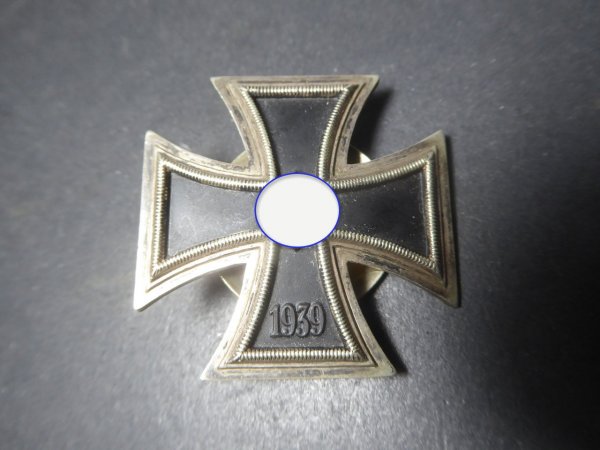 EK1 Eisernes Kreuz 1.Klasse an Schraubscheibe Hersteller L/58 für Rudolf Souval, Wien