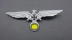 Mützenadler NSKOV NS Kriegerbund Kyffhäuser. Buntmetall  an Nadel Stück. Mit Hersteller.