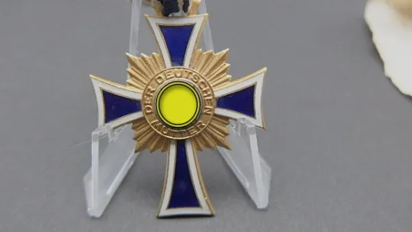 Deutsch Mutterkreuz in Gold, 1. Klasse