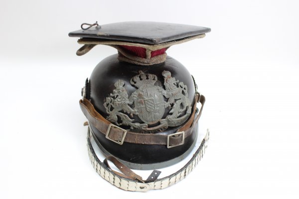 ww1 Tschapka for officers of the Royal Bavarian 1st Uhlan Regiment Kaiser Wilhelm II, King of Prussia 1914 with chinscales