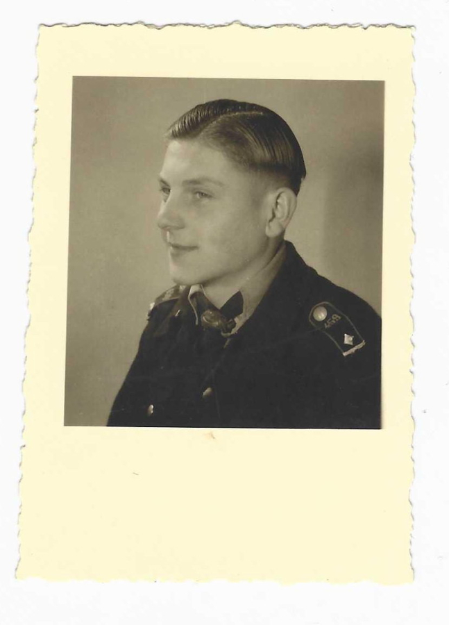 Foto HJ Junge Pimpf Uniform, signiert Foto Atelier Eichholz Rosenberg Hubert Matner